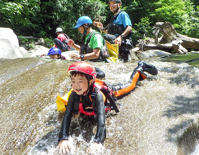 【関西発】子供だけのサマーキャンプおすすめ5選!人気の体験満載